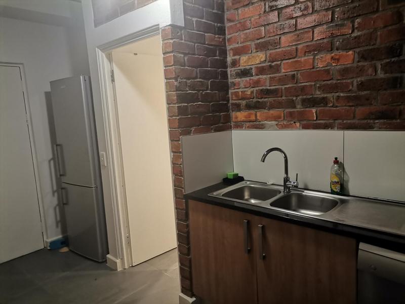 To Let 1 Bedroom Property for Rent in Woodstock Western Cape